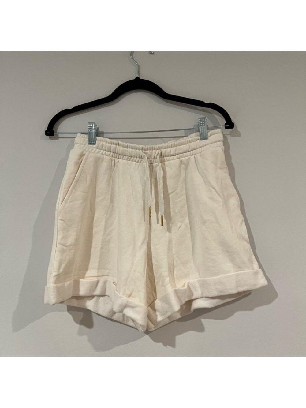 WeWoreWhat Cream Mom Style Pull On Lounge Shorts Size Small